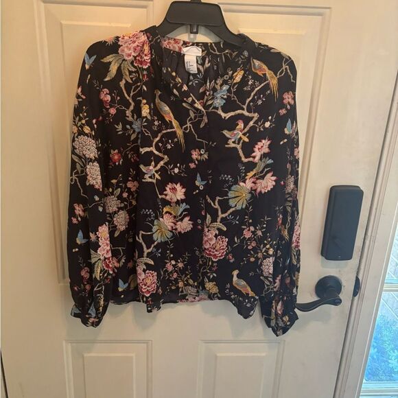 H&M Black and Pink Boxy Blouse with Notched Collar - Picture 2 of 5
